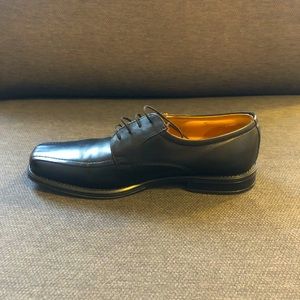 Giorgio Brutini Men’s Black Leather Dress Shoes (9.5)